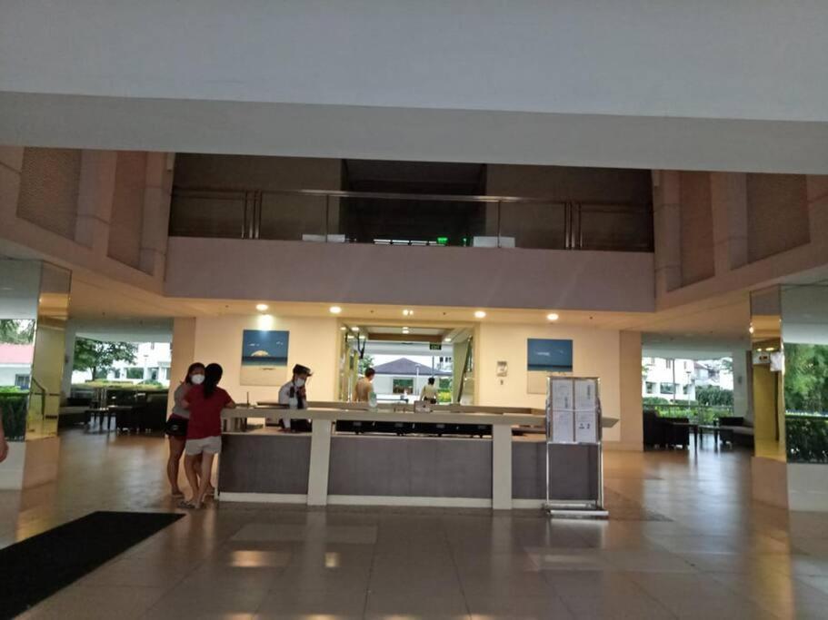 Field Residences Paranaque City Exterior foto